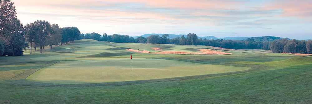 The 18th at Oakmont